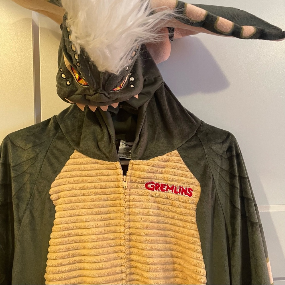 Gremlins Hooded Plush Jumpsuit Zip up Costume from Spirit Halloween Fall - Picture 6 of 10